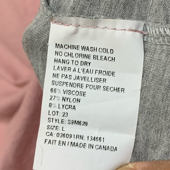 Elle Couture Gray Pink Asymmetrical longsleeves Shirt Blouse Size Small - Picture 6 of 9